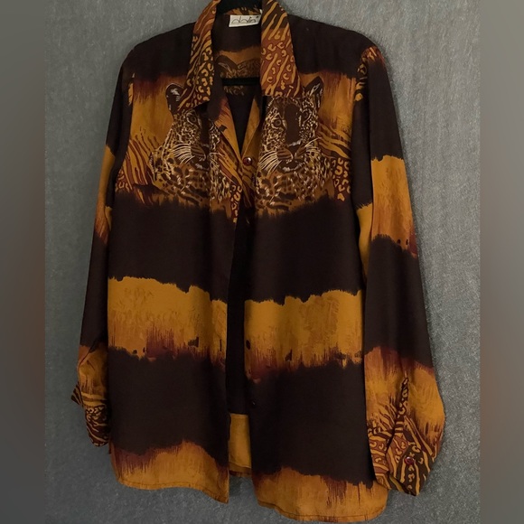 Dalin 2pc Women Button Up Blouse and Tee Leopard/Cheetah Animal Print Sz Med - Picture 11 of 11